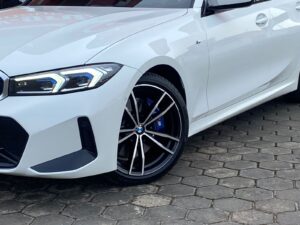 BMW 320i - Seminovos HO